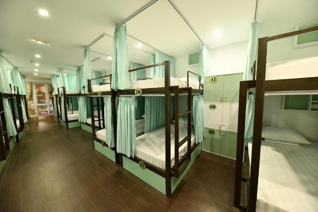 Little Hanoi Hostel Exteriör bild