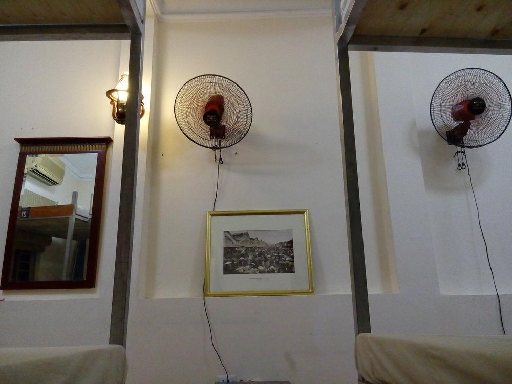 Little Hanoi Hostel Exteriör bild
